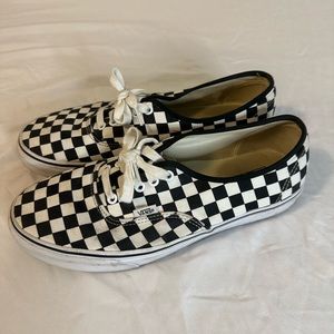 Men’s 10.5 Checkered Vans